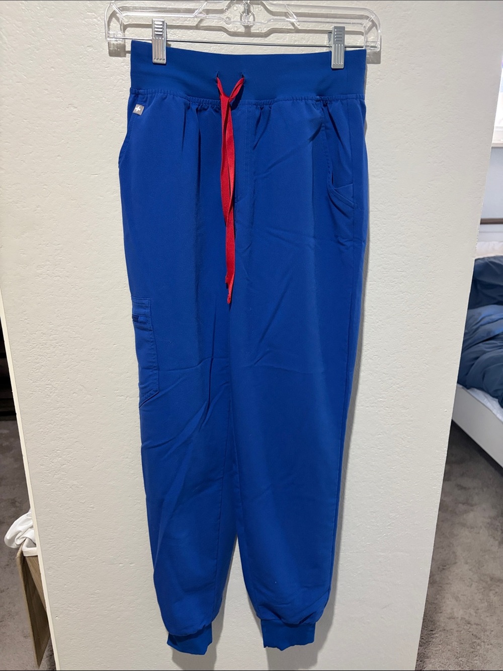 Figs royal blue jogger scrubs size xs